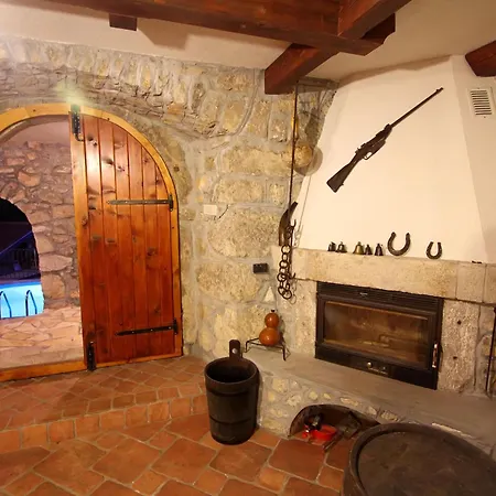 Holiday home In Lovranska Draga Mit Grossem Kamin By Interhome *